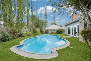 11402 Overbrook Ln, Houston, TX 77077 - Photo 26