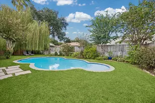 11402 Overbrook Ln, Houston, TX 77077 - Photo 24