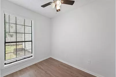 18009 Split Oak Circle, New Caney, TX 77357 - Photo 8