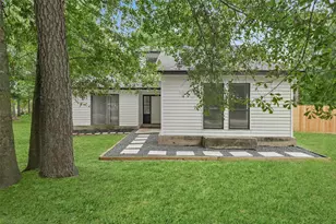 18009 Split Oak Cir, New Caney, TX 77357 - Photo 2