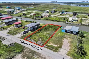 1455 Mabry St, Gilchrist, TX 77617 - Photo 1