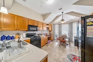22906 Prairie Bird Ln, Spring, TX 77373 - Photo 6