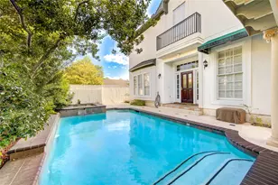 2124 Nantucket Dr, Houston, TX 77057 - Photo 2