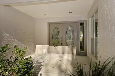 81 Yewleaf, The Woodlands, TX 77381 - Photo 2
