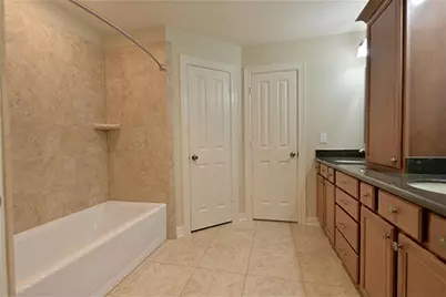81 Yewleaf, The Woodlands, TX 77381 - Photo 12