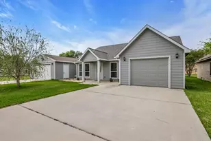 13005 Centaurus Ct, Willis, TX 77318 - Photo 4