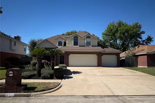 330 Breeze Park Dr, Houston, TX 77015 - Photo 1