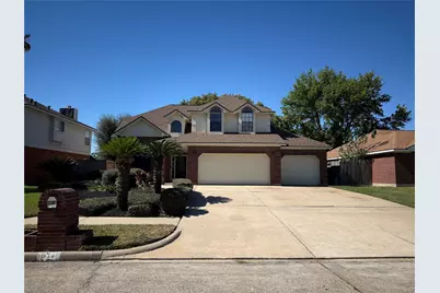 330 Breeze Park Drive, Houston, TX 77015 - Photo 1