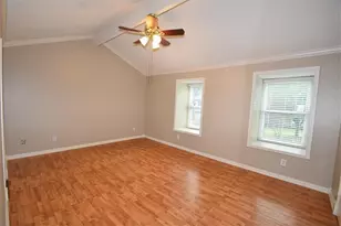 9323 Westwood Village Dr, Houston, TX 77036 - Photo 10