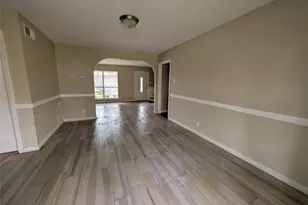 515 Broad Ripple Dr, Houston, TX 77336 - Photo 4