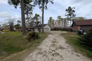 515 Broad Ripple Dr, Houston, TX 77336 - Photo 14