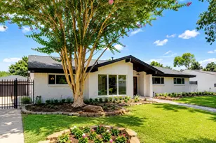 5646 Indigo St, Houston, TX 77096 - Photo 2
