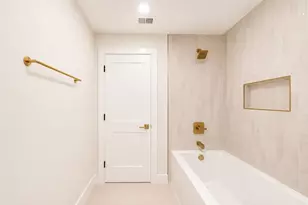 5646 Indigo St, Houston, TX 77096 - Photo 26