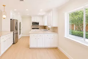 5646 Indigo St, Houston, TX 77096 - Photo 12