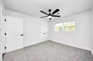 10411 Westray St, Houston, TX 77043 - Photo 20