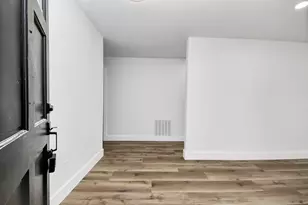 10411 Westray St, Houston, TX 77043 - Photo 8