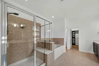 13019 Foxwood Creek Lane, Houston, TX 77044 - Photo 24