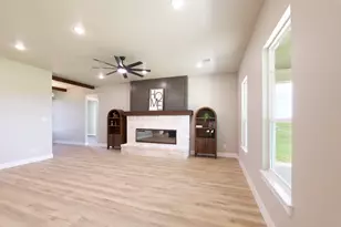 565 Longhorn Trail, Angleton, TX 77515 - Photo 12