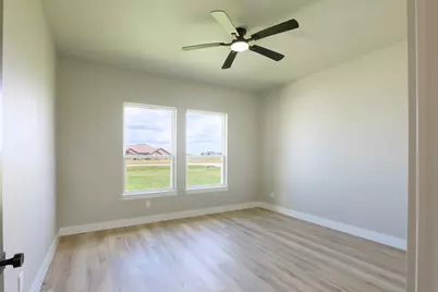 565 Longhorn Trail, Angleton, TX 77515 - Photo 26