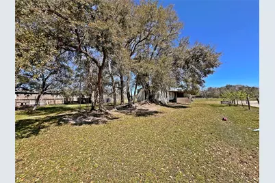 8835 Escondido Street, Alvin, TX 77511 - Photo 12