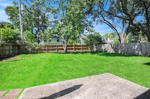 1431 New Cedars Dr, Houston, TX 77062 - Photo 22