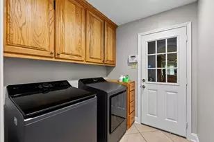 10122 Laurie Ln, Highlands, TX 77562 - Photo 18