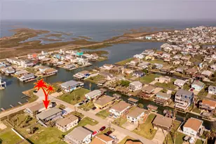 16631 Trinidad Way, Jamaica Beach, TX 77554 - Photo 8
