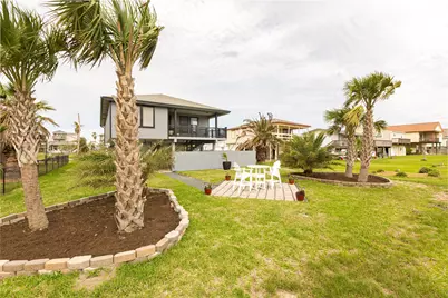 16631 Trinidad Way, Jamaica Beach, TX 77554 - Photo 2