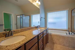 2019 Sunset Springs Dr, Pearland, TX 77584 - Photo 20
