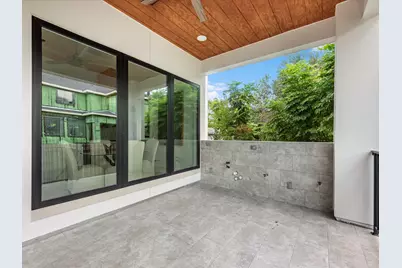 811 Woodstock Street, Bellaire, TX 77401 - Photo 38