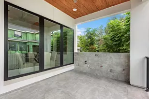 811 Woodstock St, Bellaire, TX 77401 - Photo 38