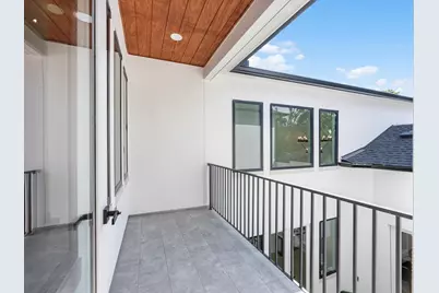 811 Woodstock Street, Bellaire, TX 77401 - Photo 34