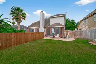 8027 Aspen Ct, Baytown, TX 77523 - Photo 20