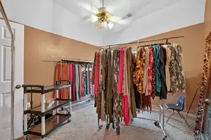 8027 Aspen Ct, Baytown, TX 77523 - Photo 16