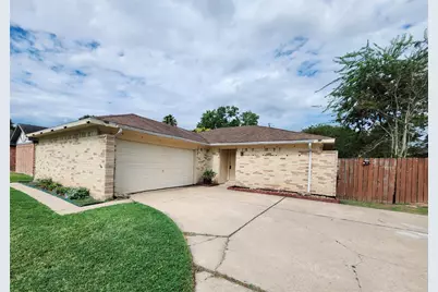 322 Windward Drive, League City, TX 77573 - Photo 2