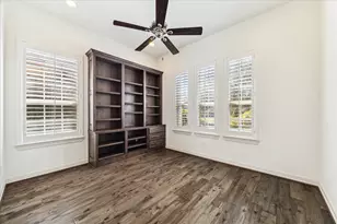 4706 Bellwood Springs Ln, Sugar Land, TX 77479 - Photo 16