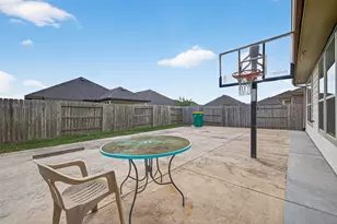 1916 Acklen Run Dr, Rosharon, TX 77583 - Photo 32
