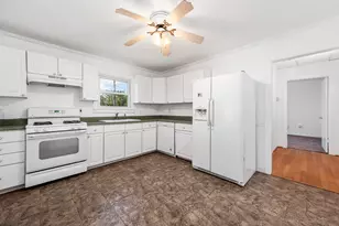 1419 S Durant St, Alvin, TX 77511 - Photo 26