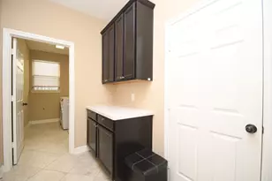 9415 Chase Hollow Ln, Cypress, TX 77433 - Photo 8