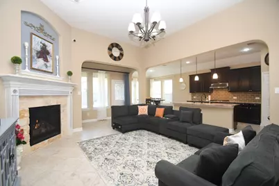 9415 Chase Hollow Lane, Cypress, TX 77433 - Photo 10