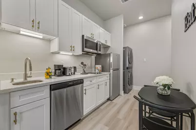 4229 Elmwood Street #B, Houston, TX 77051 - Photo 6