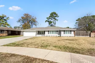 10218 Moorberry Ln, Houston, TX 77043 - Photo 1