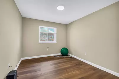 3327 Honey Creek Drive, Houston, TX 77082 - Photo 22