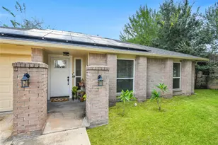 3327 Honey Creek Dr, Houston, TX 77082 - Photo 2