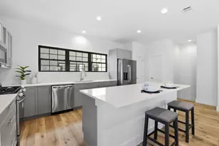 11925 N Hoa Sen Cir, Houston, TX 77072 - Photo 2