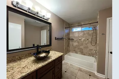 9715 Raul Hector Drive, Houston, TX 77075 - Photo 14