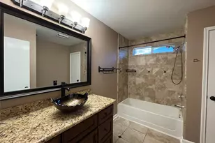 9715 Raul Hector Dr, Houston, TX 77075 - Photo 14