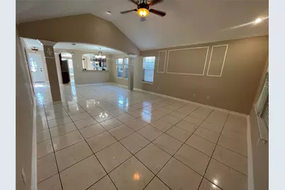 9715 Raul Hector Drive, Houston, TX 77075 - Photo 10
