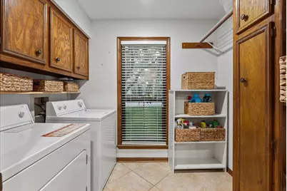 1810 Hunt Drive, Friendswood, TX 77546 - Photo 24