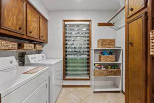 1810 Hunt Dr, Friendswood, TX 77546 - Photo 24